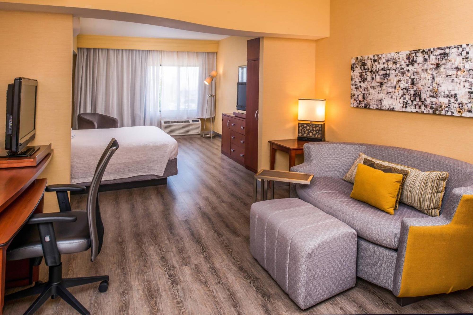 Courtyard By Marriott Victorville Hesperia Eksteriør bilde