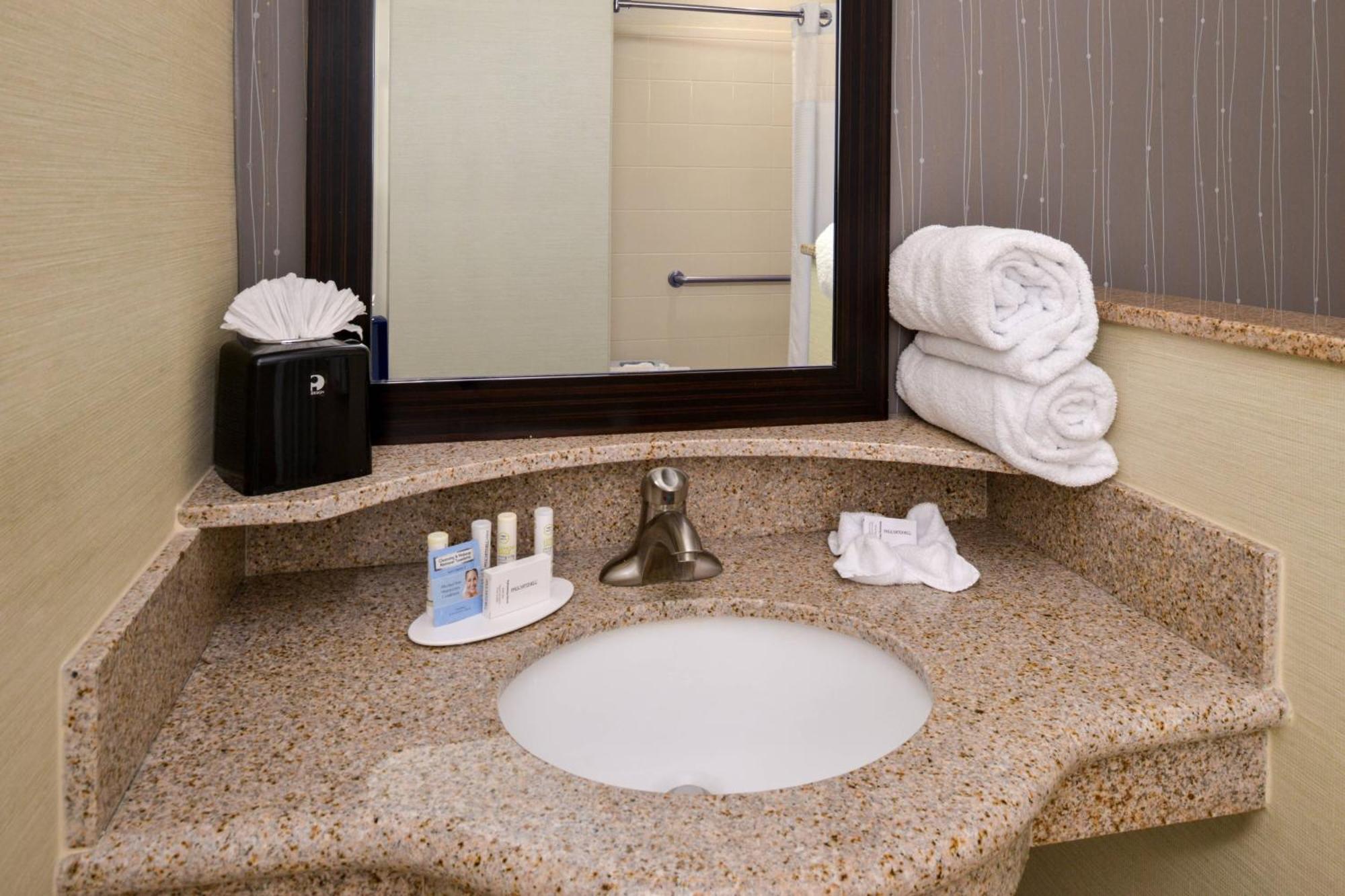 Courtyard By Marriott Victorville Hesperia Eksteriør bilde